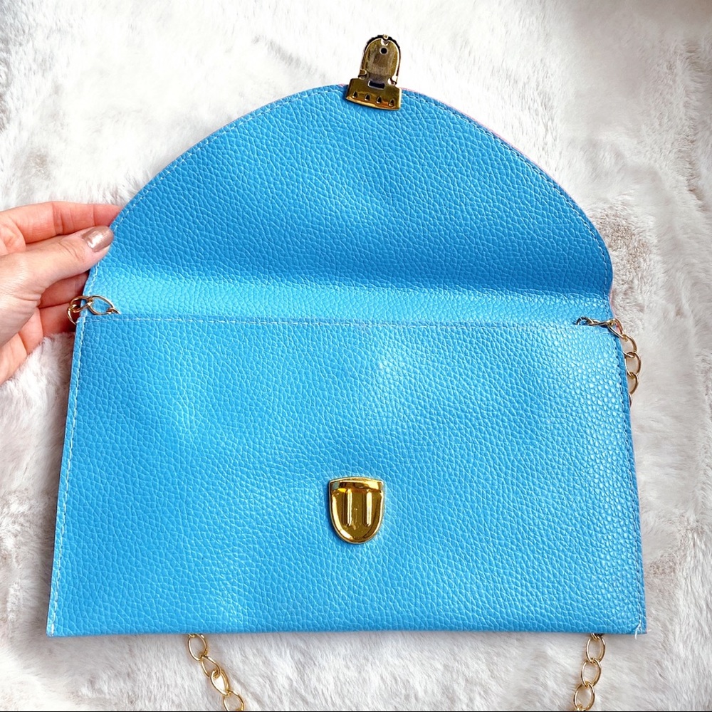 π§AQUA BLUE FAUX LEATHER ENVELOPE CLUTCH! - Picture 3 of 10
